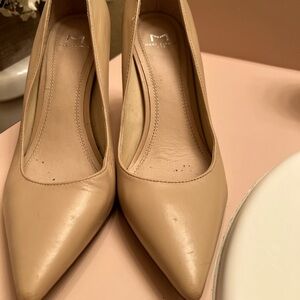Marc Fisher nude pump size 6